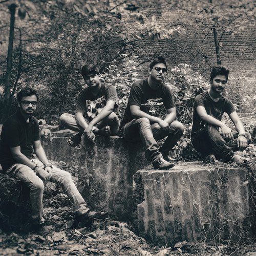Swopner Ghum Male - Aleya Band